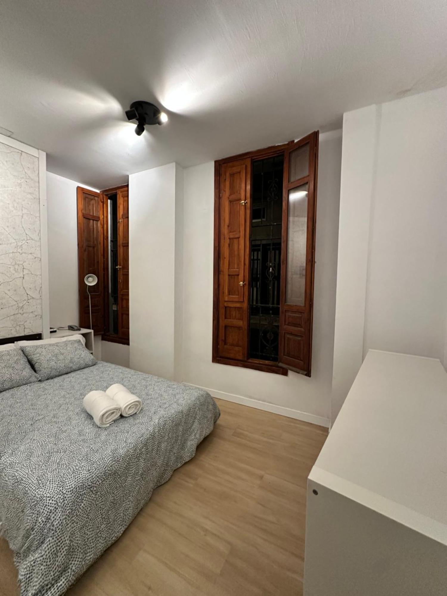 Appartamento Dulces Suenos Ciutat Vella Valenza Esterno foto